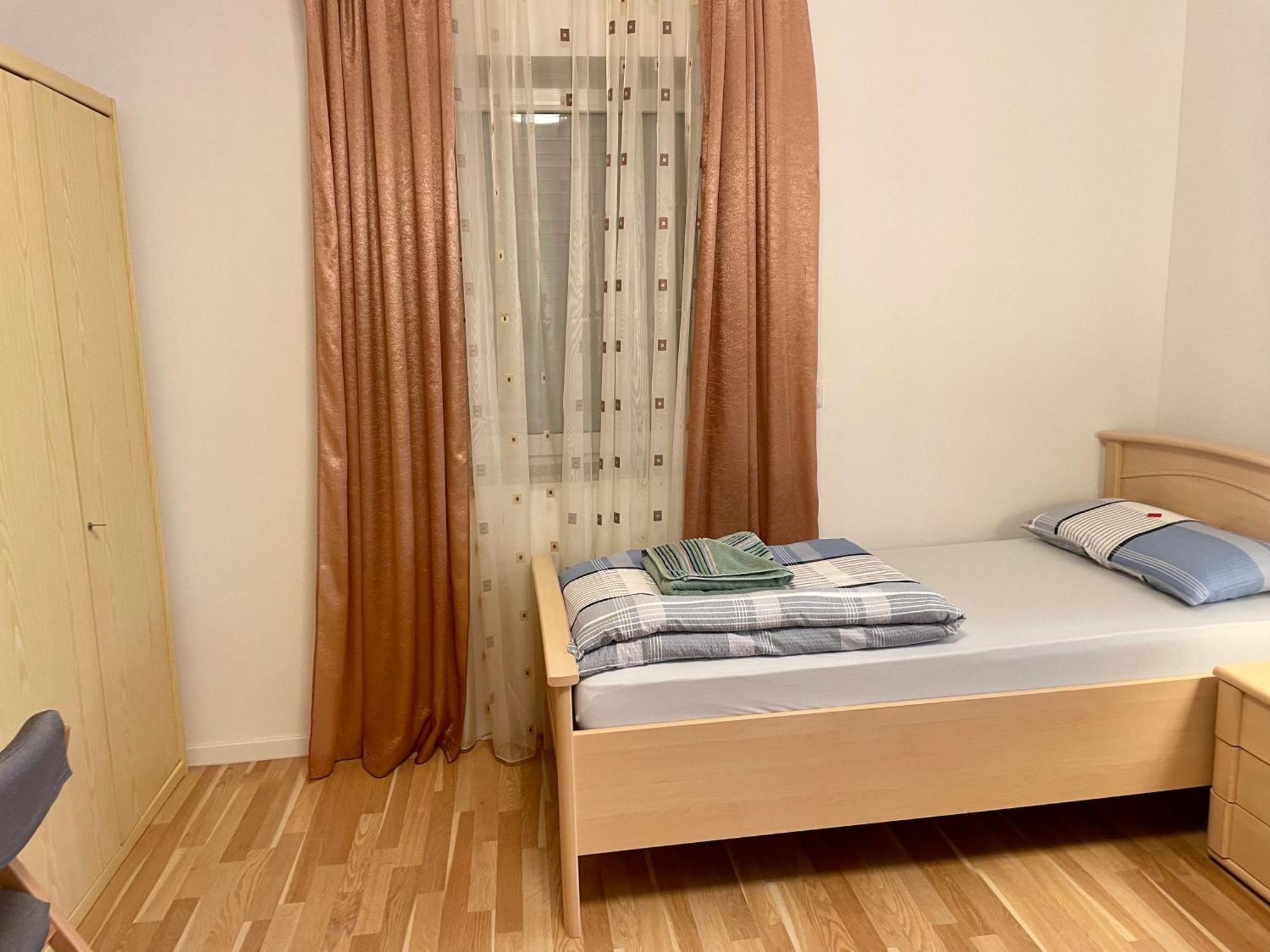 Casa Giulia 2 Zimmer Nahe Giessen, Kueche, Bad, Wlan, Parkplatz Krofdorf-Gleiberg Eksteriør bilde