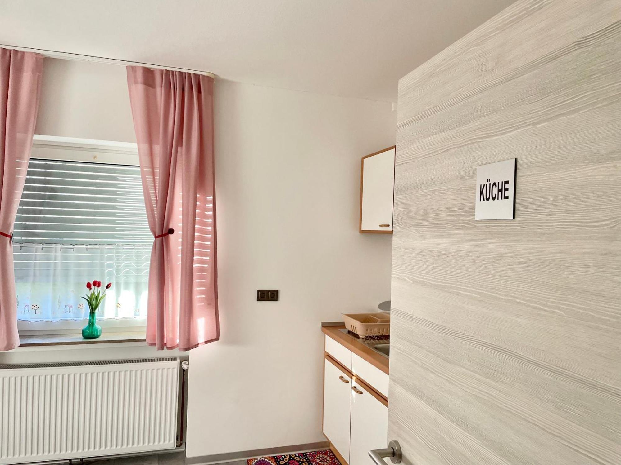 Casa Giulia 2 Zimmer Nahe Giessen, Kueche, Bad, Wlan, Parkplatz Krofdorf-Gleiberg Eksteriør bilde