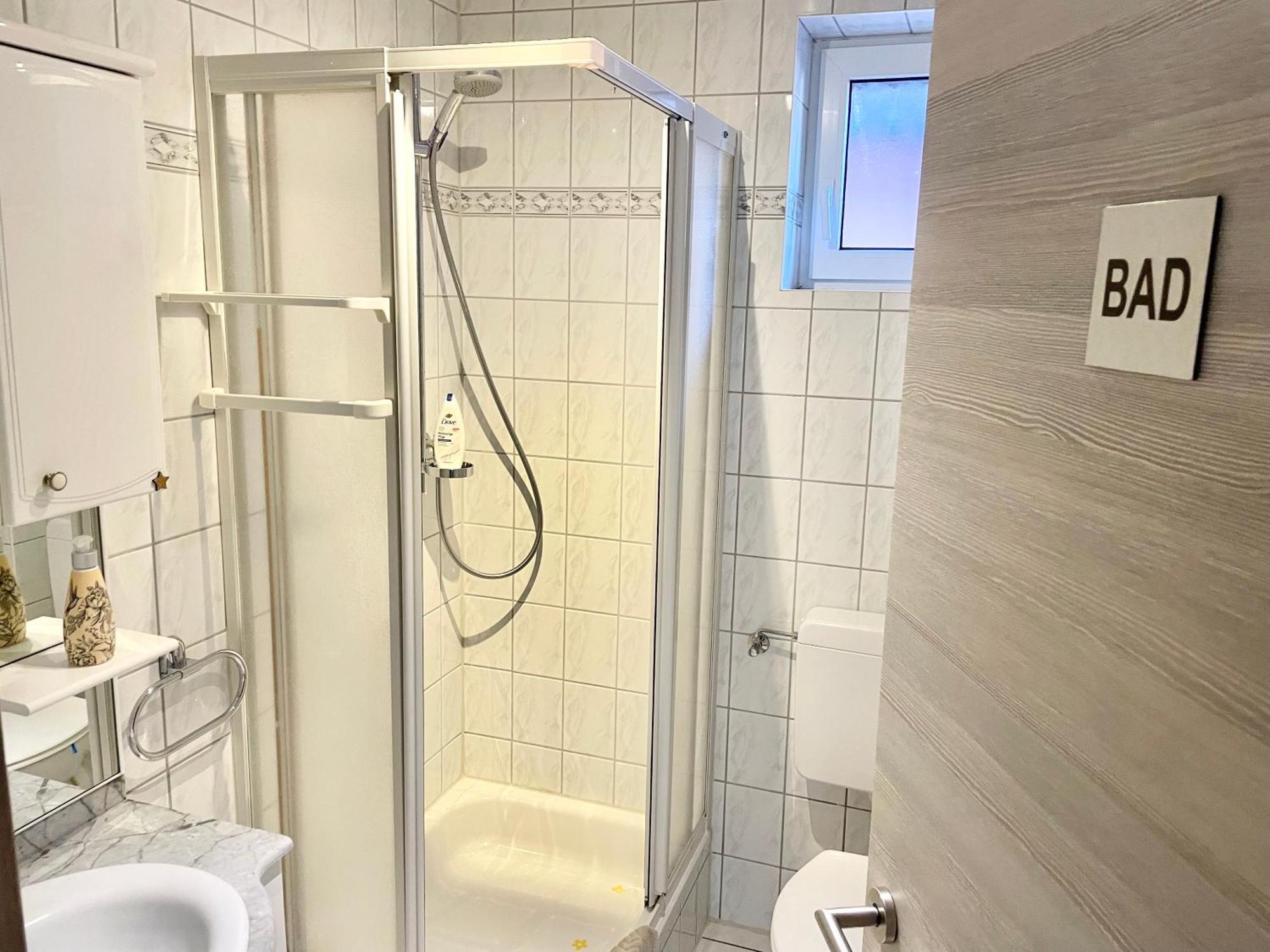 Casa Giulia 2 Zimmer Nahe Giessen, Kueche, Bad, Wlan, Parkplatz Krofdorf-Gleiberg Eksteriør bilde