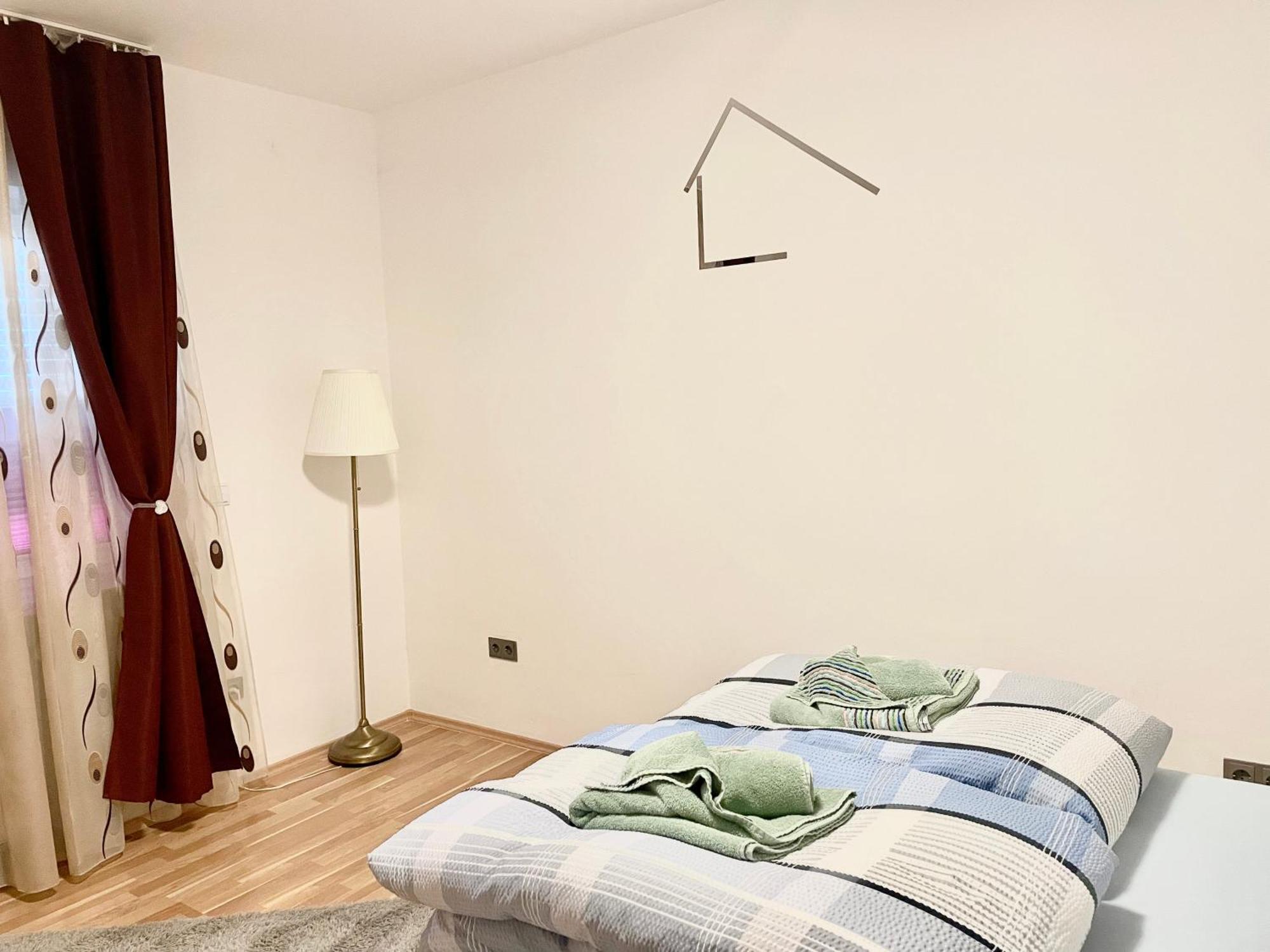 Casa Giulia 2 Zimmer Nahe Giessen, Kueche, Bad, Wlan, Parkplatz Krofdorf-Gleiberg Eksteriør bilde